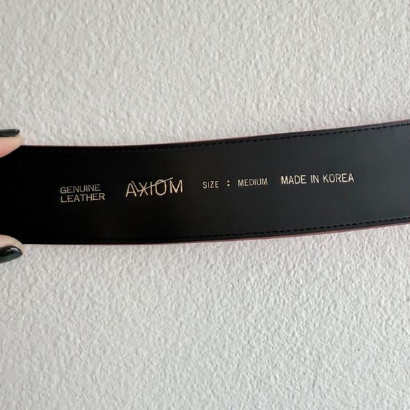 Vintage 1980's Axiom Lipstick Red Genuine Leather Wide Waist Belt size Medium - Picture 10 of 12